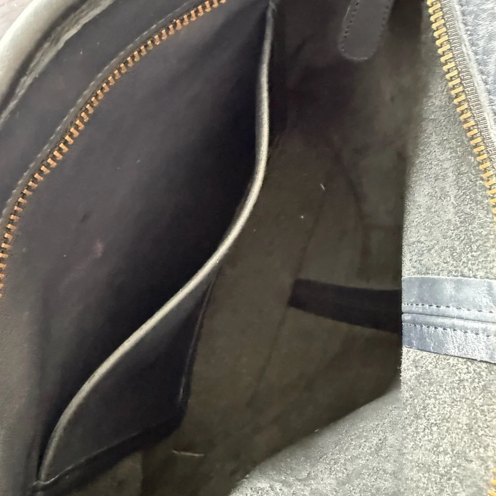 Vintage Coach Navy Leather Shoulder Bag - Picture 13 of 13